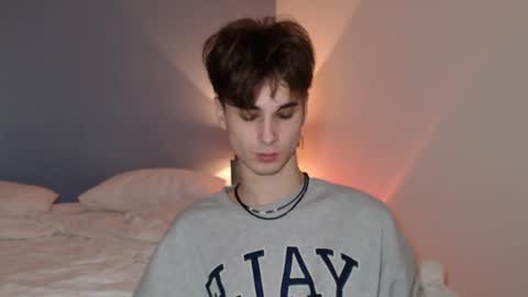 Snapshot of lucacharm chatting on January 9, 5:02 am lucacharm online show from January 9, 5:02 am