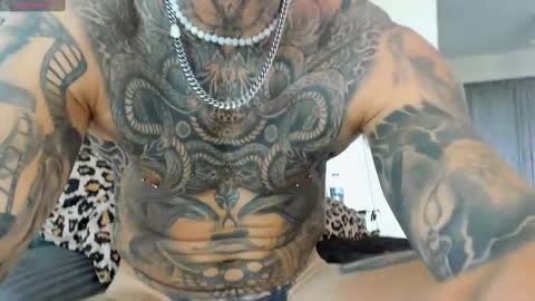 lucasexclusive online show from February 1, 6:00 am