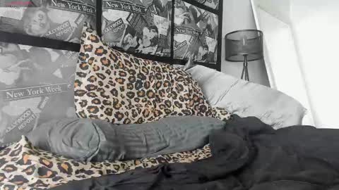 lucasexclusive online show from January 15, 7:26 am