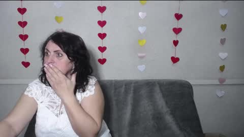 Snapshot of luciami chatting on March 3, 9:05 pm LuciaMi online show from March 3, 9:05 pm