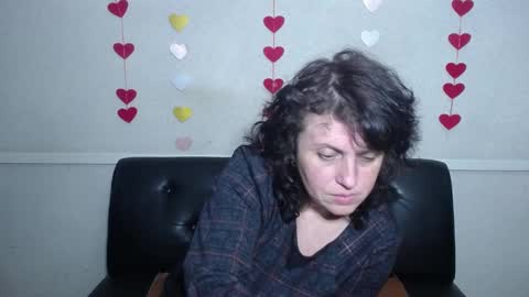 Snapshot of luciami chatting on February 5, 3:09 pm LuciaMi online show from February 5, 3:09 pm