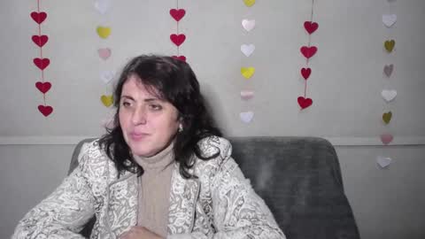 Snapshot of luciami chatting on March 3, 6:03 pm LuciaMi online show from March 3, 6:03 pm