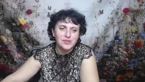 Snapshot of luciami chatting on September 10, 5:08 am LuciaMi online show from September 10, 5:08 am