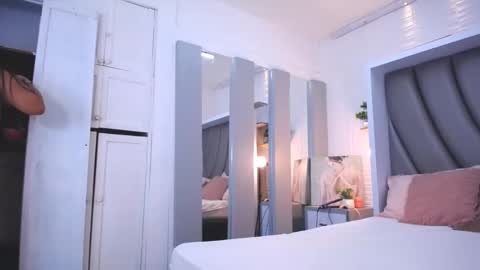 Snapshot of luciana_graay chatting on September 20, 1:03 pm Luciana online show from September 20, 1:03 pm