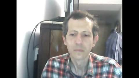 Luciano online show from December 6, 1:46 am