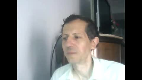 Luciano online show from February 25, 8:00 pm