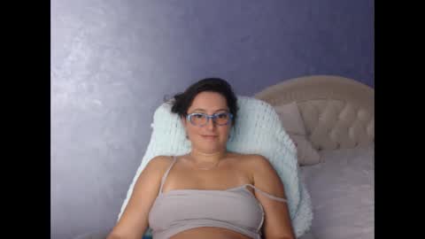 Snapshot of luckylinda23 chatting on September 15, 5:36 pm luckylinda23 online show from September 15, 5:36 pm