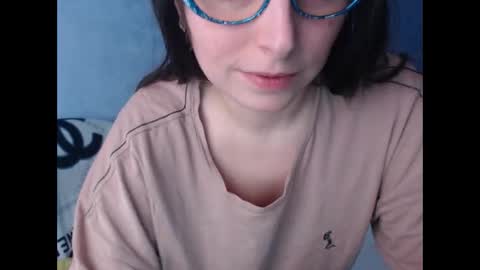 Snapshot of luckylinda23 chatting on February 24, 5:42 pm luckylinda23 online show from February 24, 5:42 pm