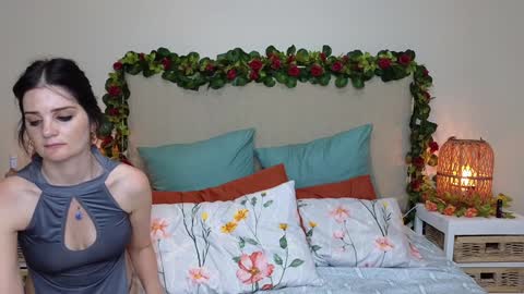 Lucy online show from February 7, 12:31 am