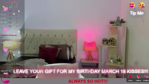Snapshot of lucy_hot77 chatting on March 12, 9:03 pm Lucia online show from March 12, 9:03 pm