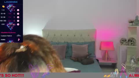 Snapshot of lucy_hot77 chatting on February 23, 9:48 pm Lucia online show from February 23, 9:48 pm