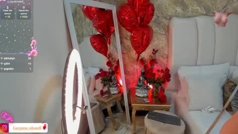 Snapshot of lucyanasilva chatting on February 16, 7:05 pm Lucyana Silva online show from February 16, 7:05 pm