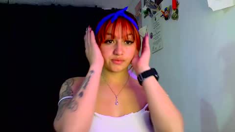 LUCIA  online show from February 4, 3:00 am