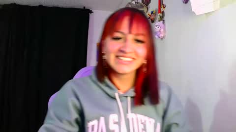 LUCIA  online show from January 25, 1:10 am