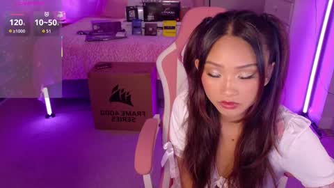 Snapshot of lucydelrey57 chatting on September 18, 6:01 pm lucydelrey57 online show from September 18, 6:01 pm