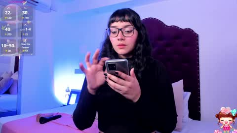 Snapshot of lucyluy chatting on February 2, 4:15 am Instagramlucyluy10 online show from February 2, 4:15 am