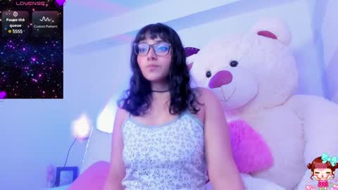 Snapshot of lucyluy chatting on January 17, 8:34 am Instagramlucyluy10 online show from January 17, 8:34 am