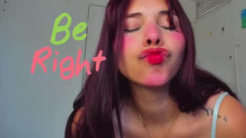Snapshot of lucymartelli chatting on January 27, 6:20 pm Lucy online show from January 27, 6:20 pm