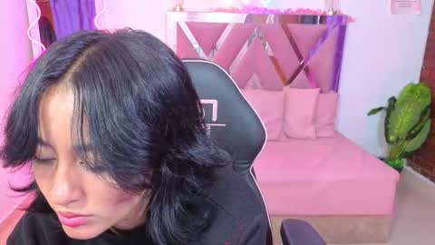 ludo_kitty_tay online show from September 14, 3:42 am