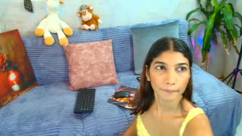 Snapshot of luna__logan chatting on September 8, 2:49 pm luna__logan online show from September 8, 2:49 pm