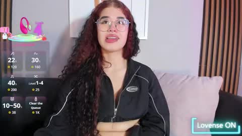 luna_andromeda online show from September 16, 12:40 pm
