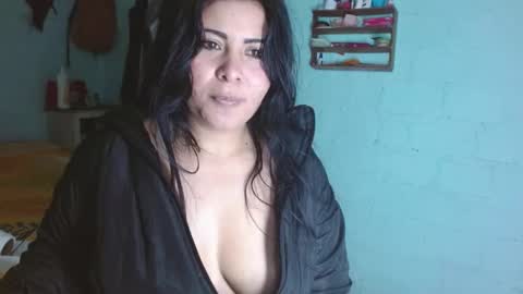 luna_india online show from February 14, 8:15 pm