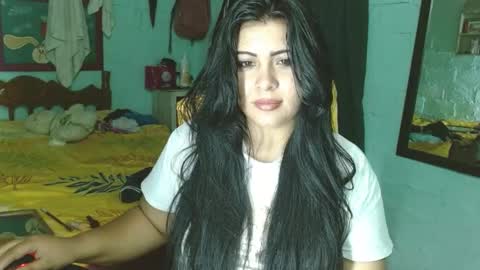 luna_india online show from February 20, 1:03 am