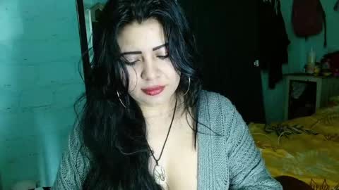 luna_india online show from February 21, 9:34 am