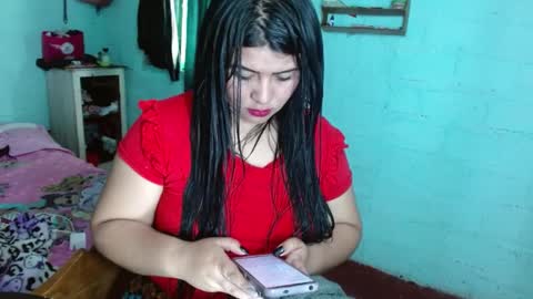 luna_india online show from February 10, 8:42 pm