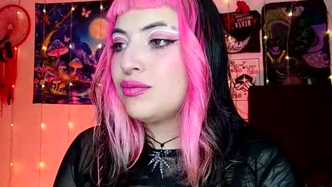 MISS LUNA  online show from March 8, 5:22 pm