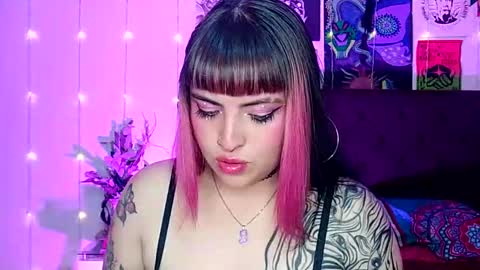 MISS LUNA  online show from December 11, 2:52 am