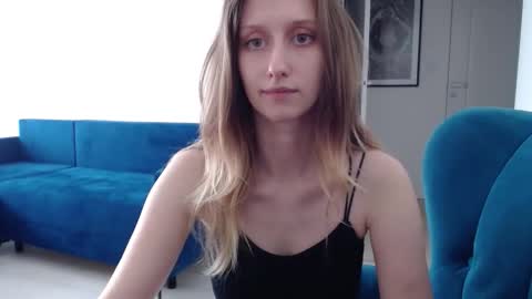 Snapshot of luna_xsensual chatting on September 17, 12:30 pm L U N A online show from September 17, 12:30 pm
