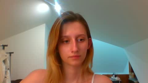 Snapshot of luna_xsensual chatting on January 10, 6:38 pm L U N A online show from January 10, 6:38 pm