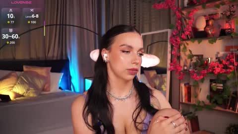 Snapshot of lunanight_ chatting on September 16, 9:07 pm Luna next streams Mon Fri Sat Sun 8pm-5am gmt0 online show from September 16, 9:07 pm