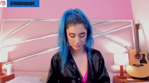 Luna Page online show from March 4, 2:21 pm