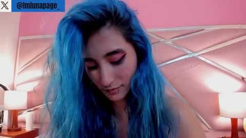 Luna Page online show from March 3, 8:11 pm
