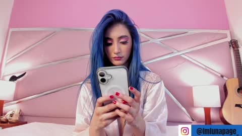 Luna Page online show from January 29, 11:25 pm