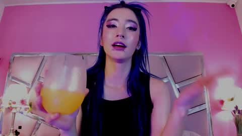 Luna Page online show from September 9, 8:42 pm