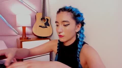 Luna Page online show from March 10, 2:05 pm