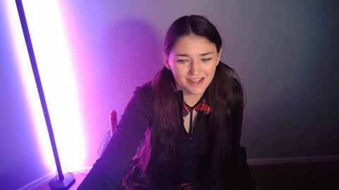 lushlolly online show from January 25, 6:23 am