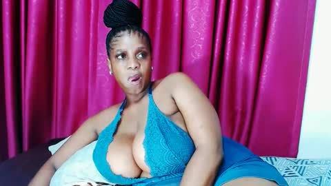 Snapshot of lustydesirex chatting on March 9, 9:25 pm lustydesirex online show from March 9, 9:25 pm