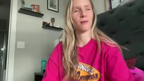 Lucylux1 online show from December 3, 6:11 pm