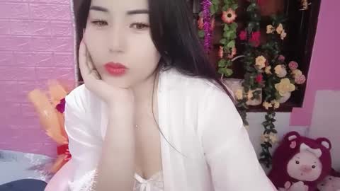 Snapshot of lyly_sweet97 chatting on February 24, 1:46 am lyly_sweet97 online show from February 24, 1:46 am