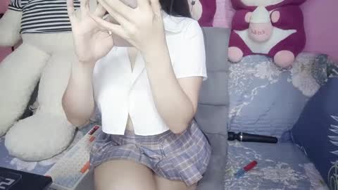 Snapshot of lyly_sweet97 chatting on February 7, 12:17 pm lyly_sweet97 online show from February 7, 12:17 pm