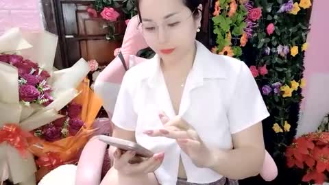 Snapshot of lyly_sweet97 chatting on March 10, 12:28 pm lyly_sweet97 online show from March 10, 12:28 pm