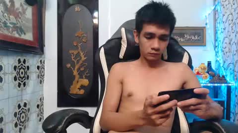 Snapshot of lyubovmoya3 chatting on January 21, 1:08 am SWEETPINOY online show from January 21, 1:08 am