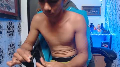 Snapshot of lyubovmoya3 chatting on January 3, 9:47 pm SWEETPINOY online show from January 3, 9:47 pm