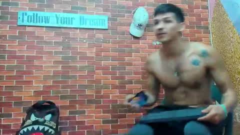itgram pezlo josue online show from February 23, 12:48 pm