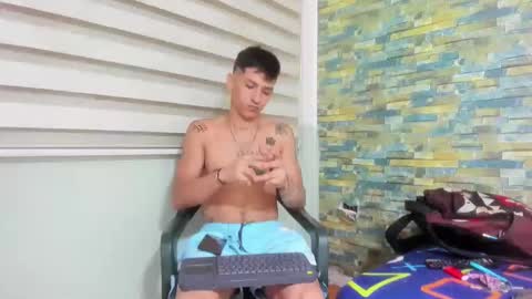 itgram pezlo josue online show from February 15, 11:39 am