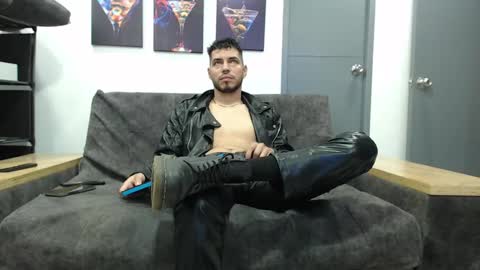 Snapshot of mack_daniels chatting on September 8, 9:36 pm instagram mackdanielsx online show from September 8, 9:36 pm